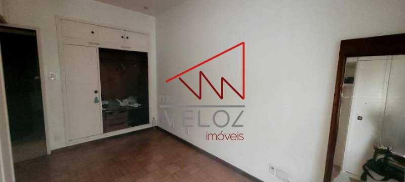 Apartamento à venda com 4 quartos, 222m² - Foto 13