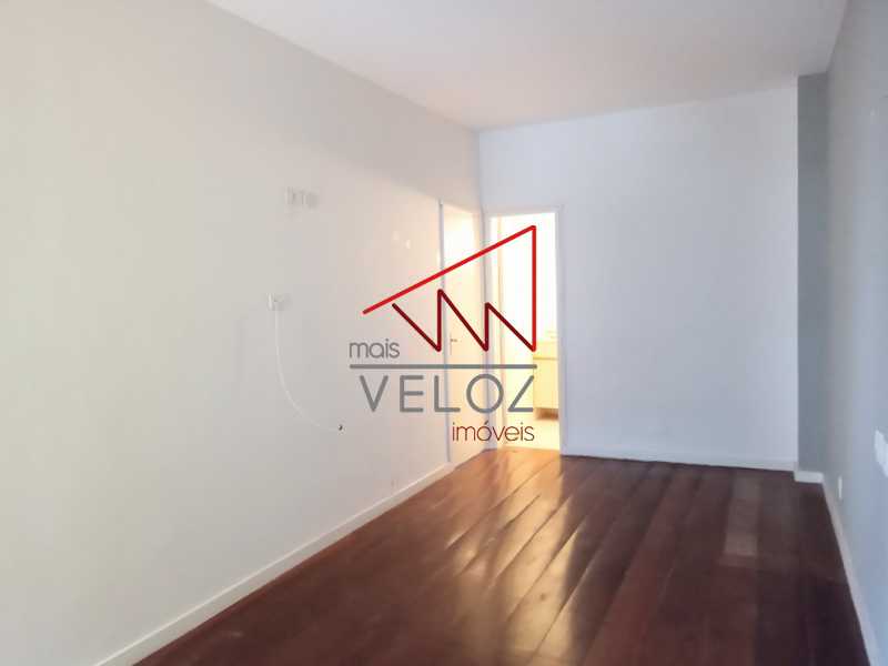 Apartamento à venda com 3 quartos, 124m² - Foto 10