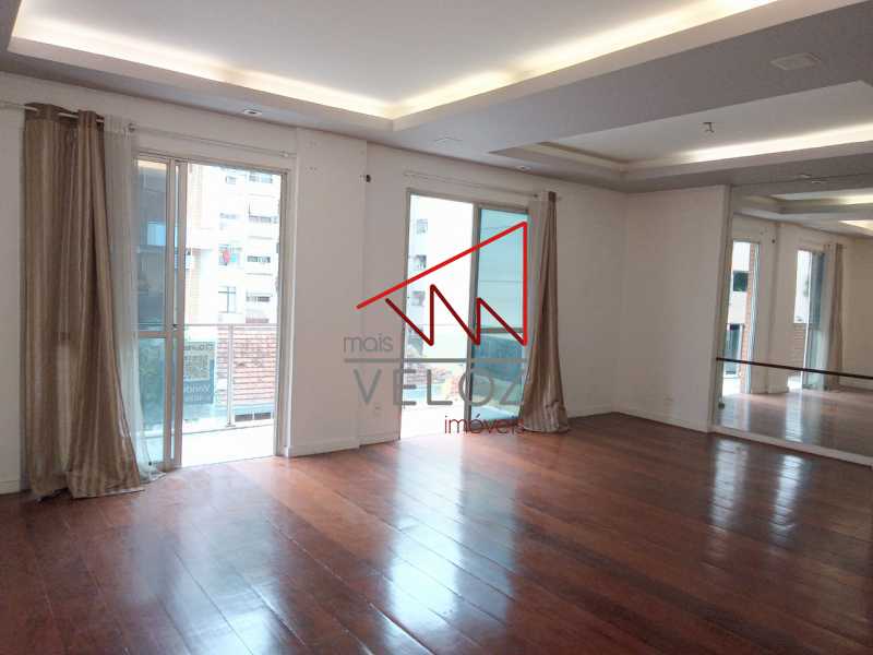 Apartamento à venda com 3 quartos, 124m² - Foto 1