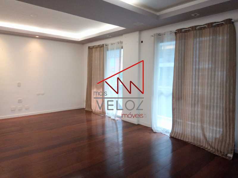 Apartamento à venda com 3 quartos, 124m² - Foto 2