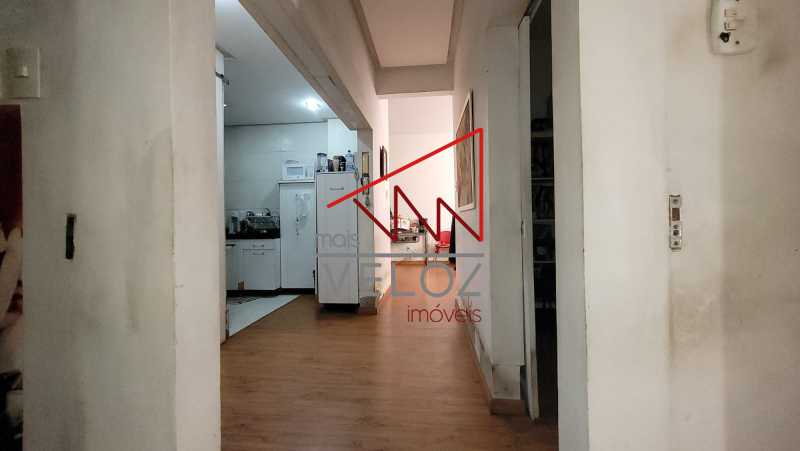 Apartamento à venda com 3 quartos, 120m² - Foto 8