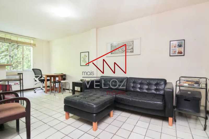 Apartamento à venda com 1 quarto, 48m² - Foto 13