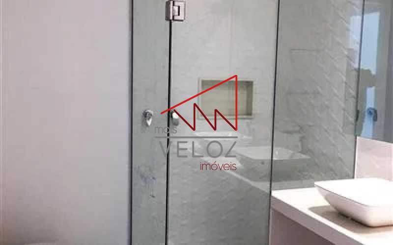 Apartamento à venda com 3 quartos, 200m² - Foto 16