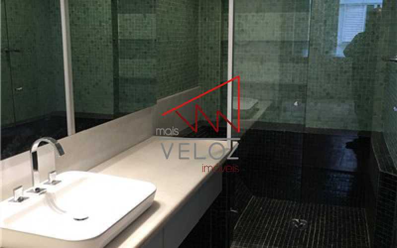 Apartamento à venda com 3 quartos, 200m² - Foto 19