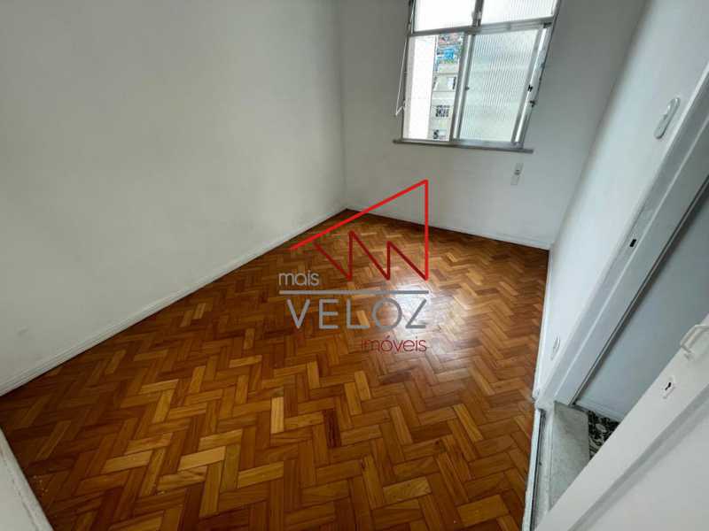 Apartamento à venda com 1 quarto, 40m² - Foto 9