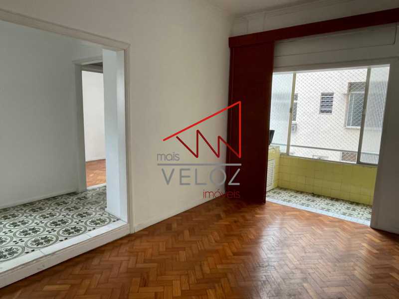 Apartamento à venda com 1 quarto, 40m² - Foto 10