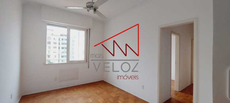 Apartamento à venda com 2 quartos, 54m² - Foto 2