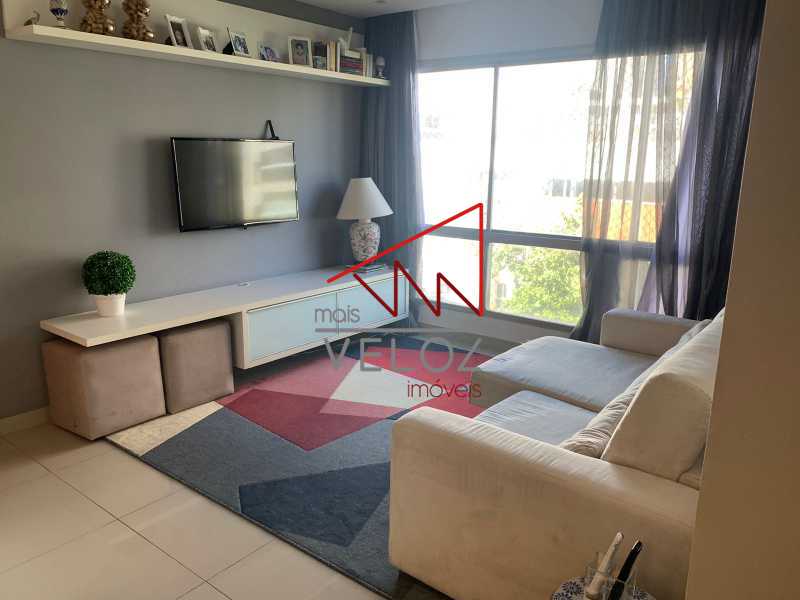Apartamento à venda com 3 quartos, 100m² - Foto 4