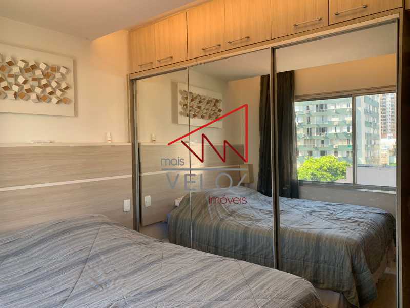 Apartamento à venda com 3 quartos, 100m² - Foto 11
