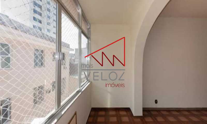 Apartamento à venda com 3 quartos, 88m² - Foto 2