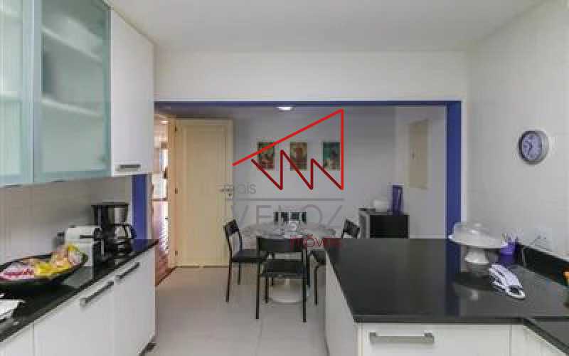 Apartamento à venda com 5 quartos, 262m² - Foto 22