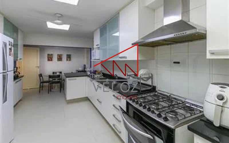 Apartamento à venda com 5 quartos, 262m² - Foto 23