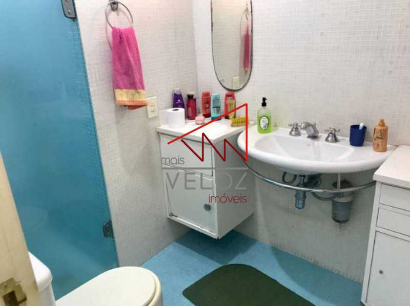 Apartamento à venda com 4 quartos, 228m² - Foto 10