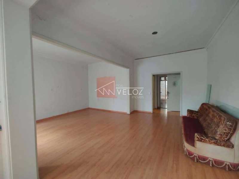 Apartamento à venda com 3 quartos, 139m² - Foto 5