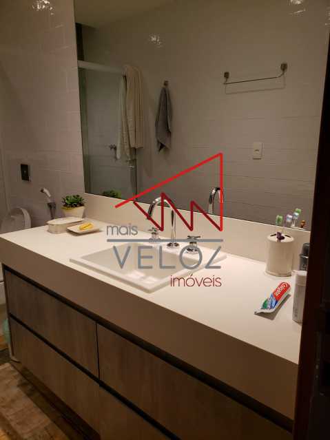 Apartamento à venda com 4 quartos, 190m² - Foto 14