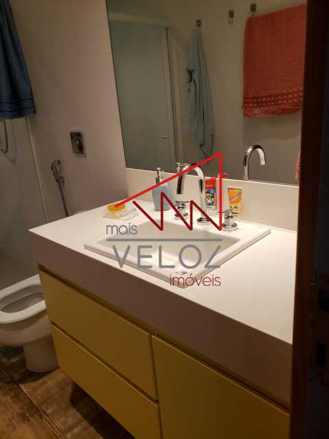 Apartamento à venda com 4 quartos, 190m² - Foto 16