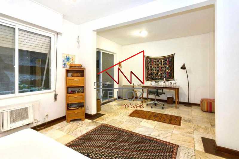 Apartamento à venda com 3 quartos, 238m² - Foto 17