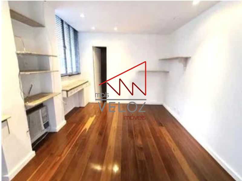 Cobertura à venda com 5 quartos, 204m² - Foto 1