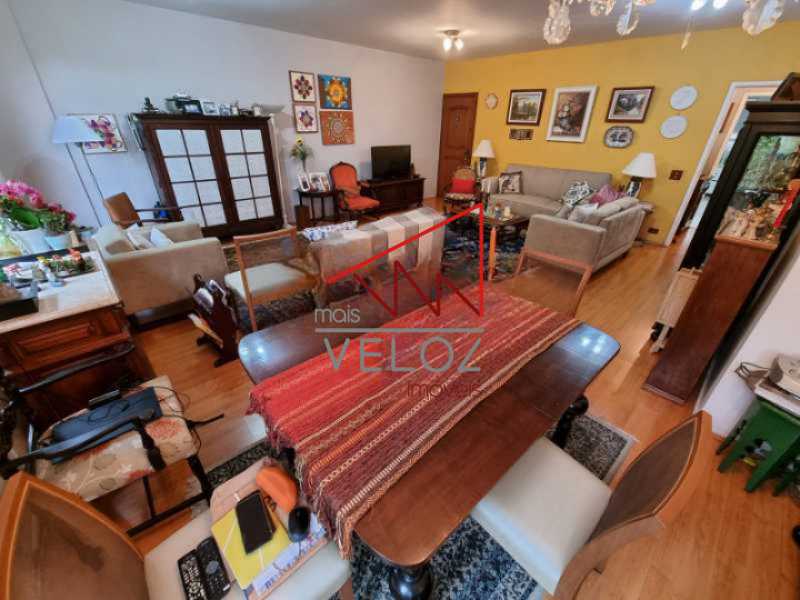 Apartamento à venda com 4 quartos, 200m² - Foto 16