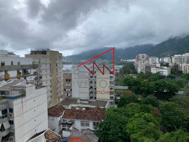 Apartamento à venda com 3 quartos, 135m² - Foto 8