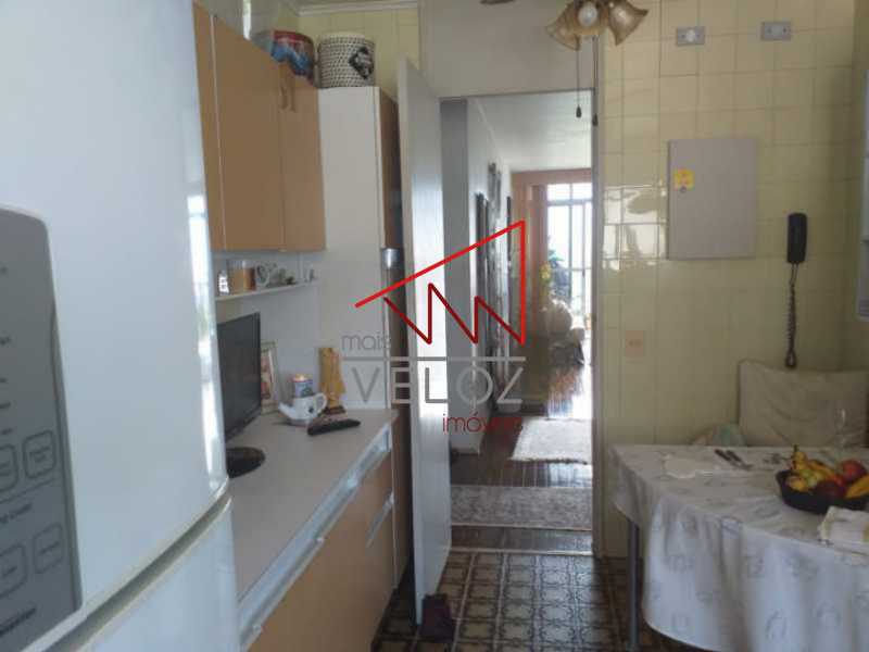 Apartamento à venda com 3 quartos, 135m² - Foto 13