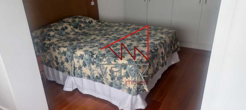 Apartamento à venda com 3 quartos, 200m² - Foto 9