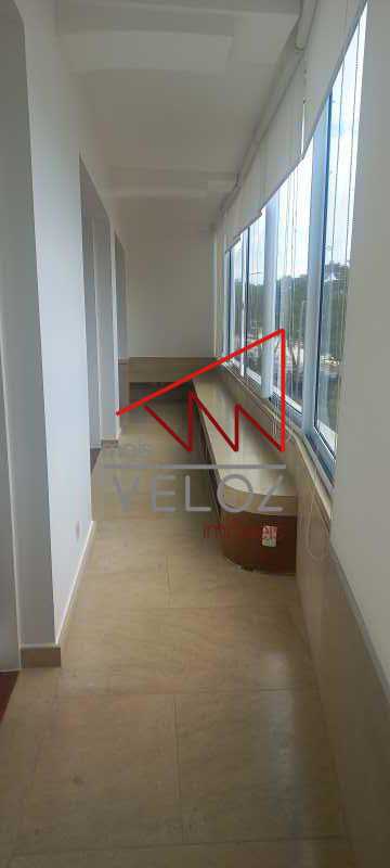 Apartamento à venda com 3 quartos, 200m² - Foto 5