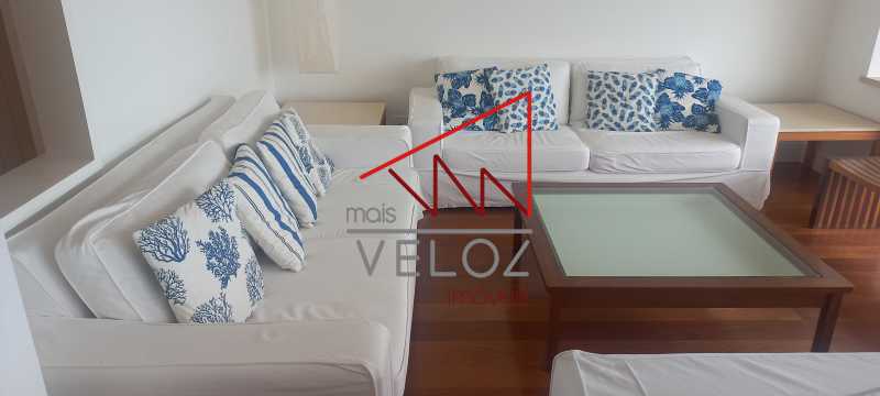 Apartamento à venda com 3 quartos, 200m² - Foto 3