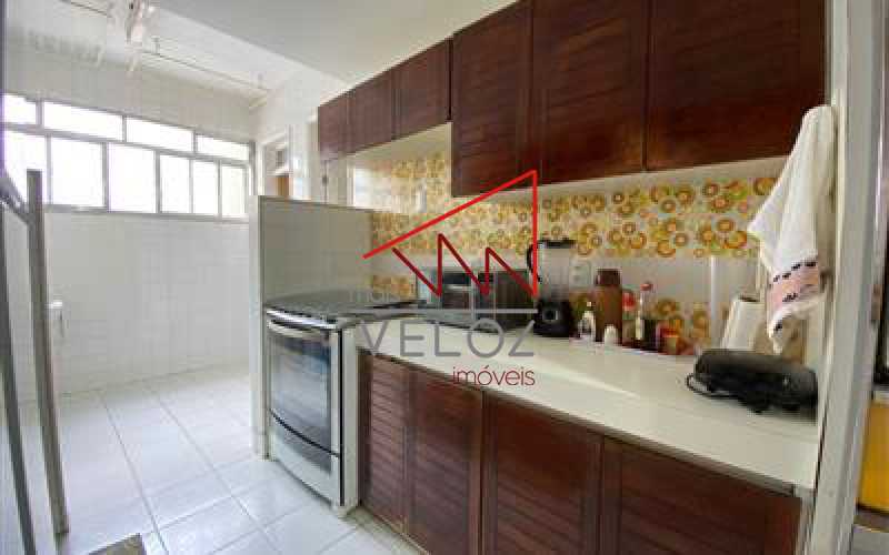 Apartamento à venda com 3 quartos, 169m² - Foto 13