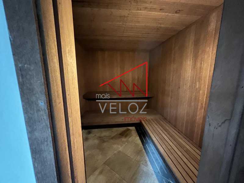 Apartamento à venda com 4 quartos, 241m² - Foto 27