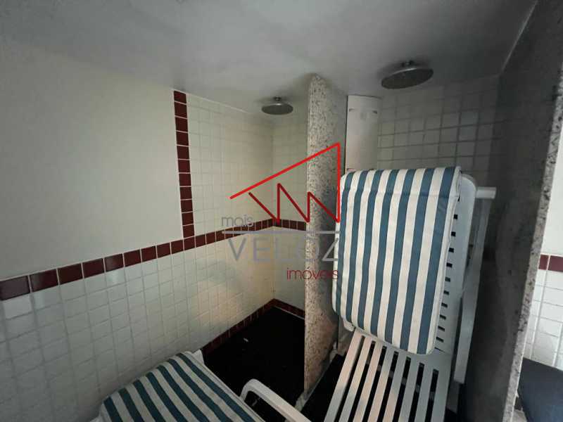 Apartamento à venda com 4 quartos, 241m² - Foto 28