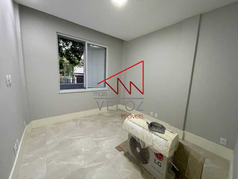 Apartamento à venda com 2 quartos, 78m² - Foto 10