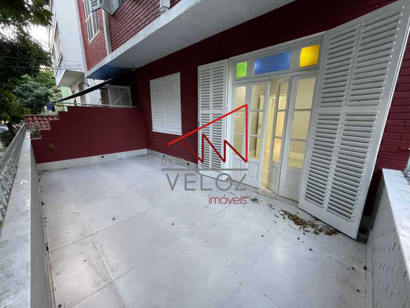 Apartamento à venda com 2 quartos, 78m² - Foto 25