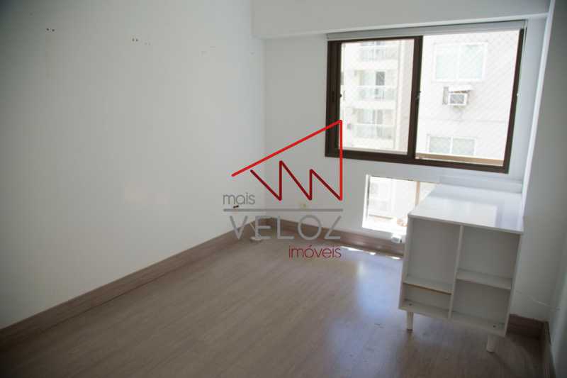 Apartamento à venda com 3 quartos, 120m² - Foto 10