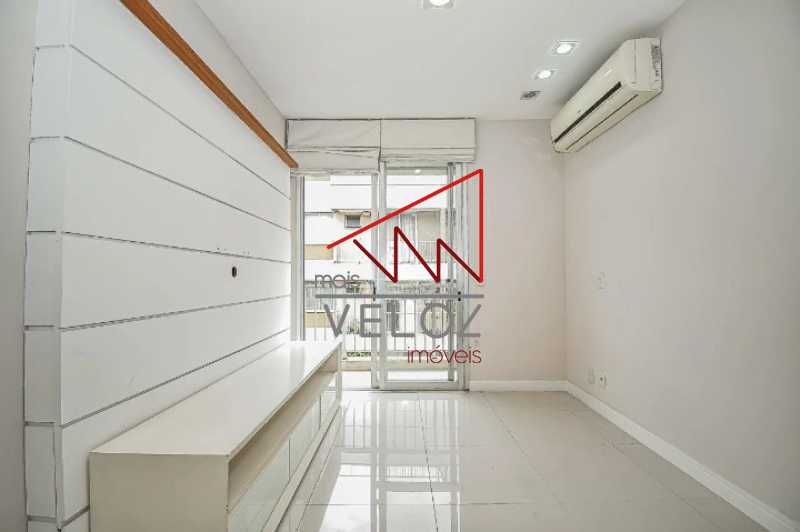 Apartamento à venda com 2 quartos, 135m² - Foto 6