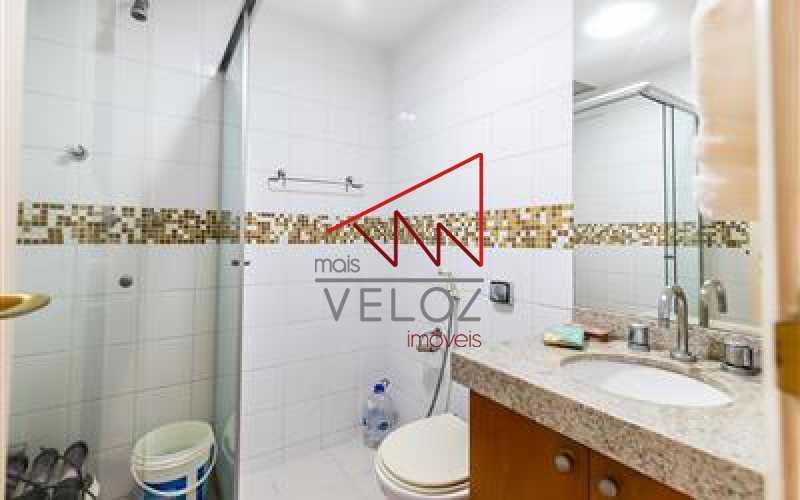 Apartamento à venda com 2 quartos, 90m² - Foto 13