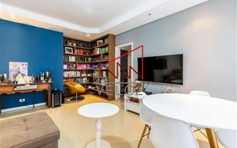 Apartamento à venda com 2 quartos, 90m² - Foto 4