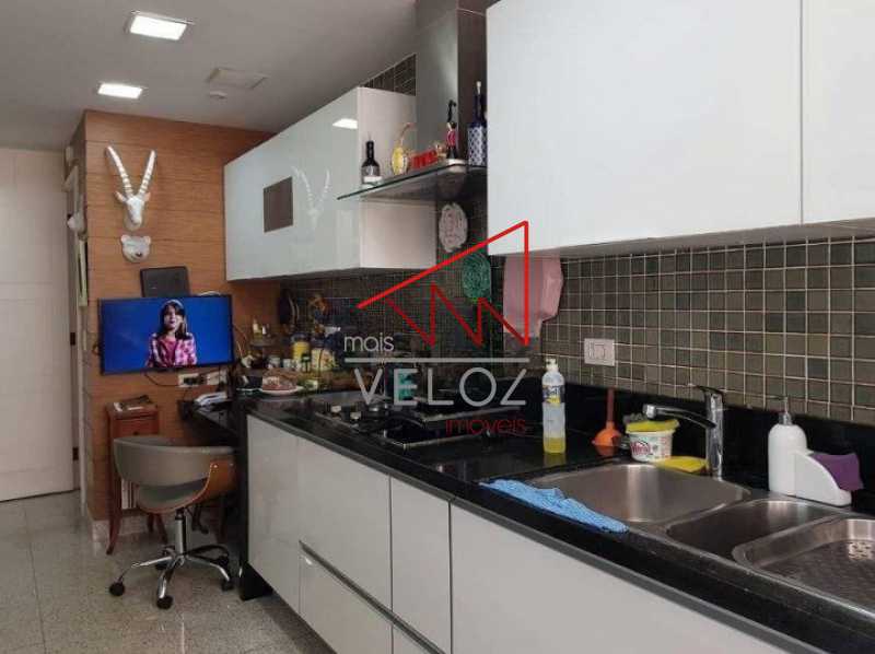 Apartamento à venda com 4 quartos, 200m² - Foto 14