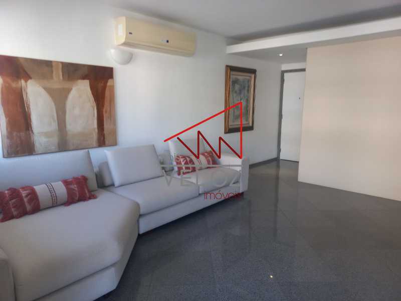 Apartamento à venda com 4 quartos, 153m² - Foto 3