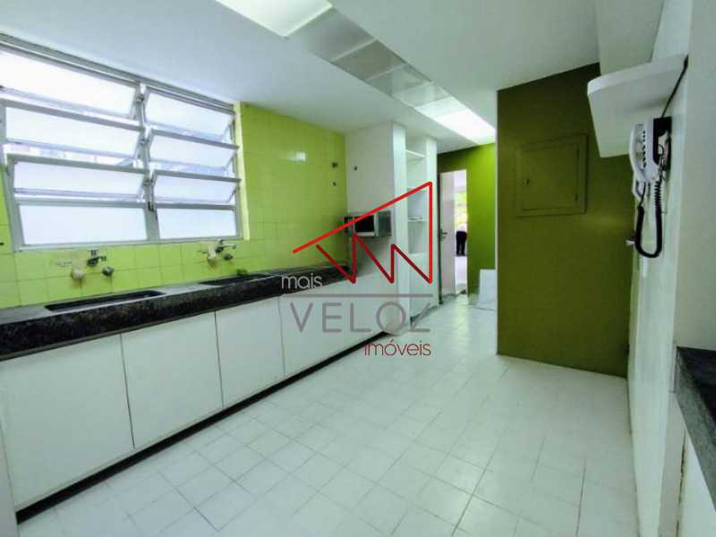 Cobertura à venda com 3 quartos, 260m² - Foto 12