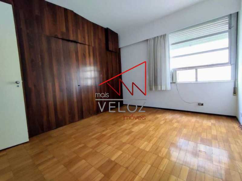 Cobertura à venda com 3 quartos, 260m² - Foto 10