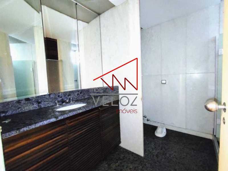 Cobertura à venda com 3 quartos, 260m² - Foto 22