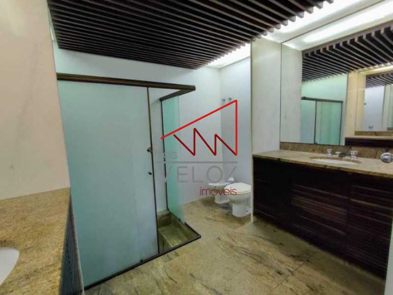 Cobertura à venda com 3 quartos, 260m² - Foto 24