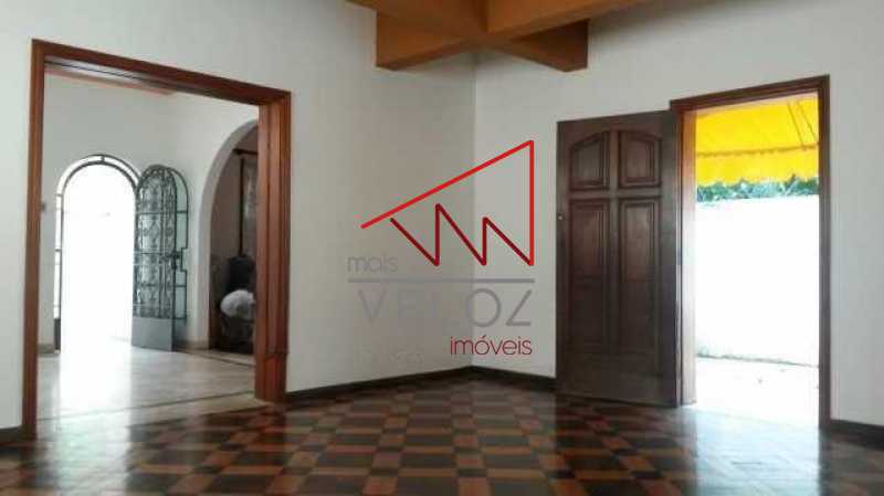 Casa à venda com 4 quartos, 370m² - Foto 4