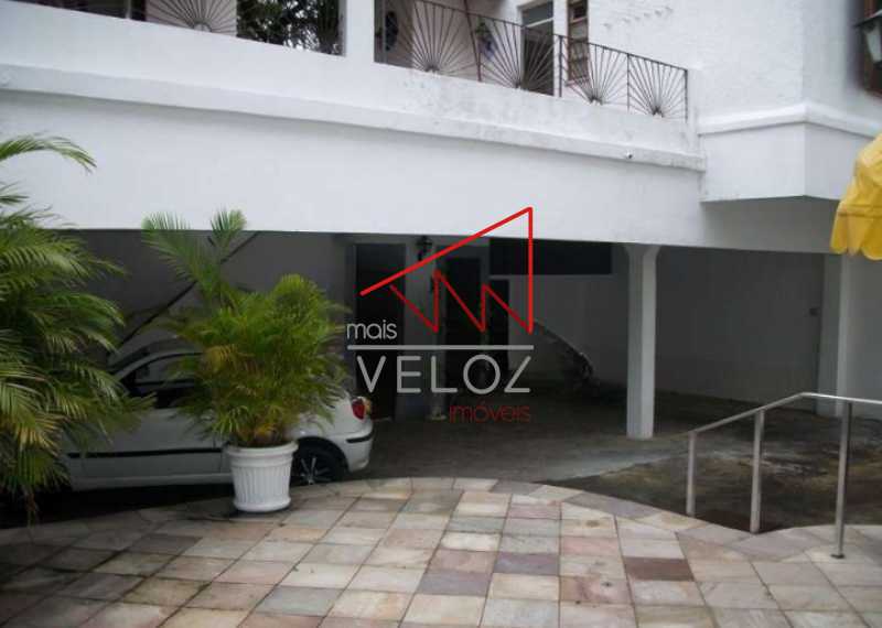 Casa à venda com 4 quartos, 370m² - Foto 3