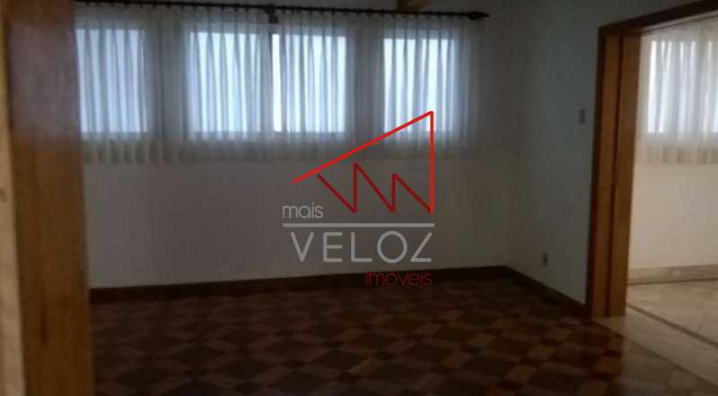 Casa à venda com 4 quartos, 370m² - Foto 10