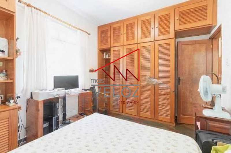 Casa à venda com 5 quartos, 227m² - Foto 14