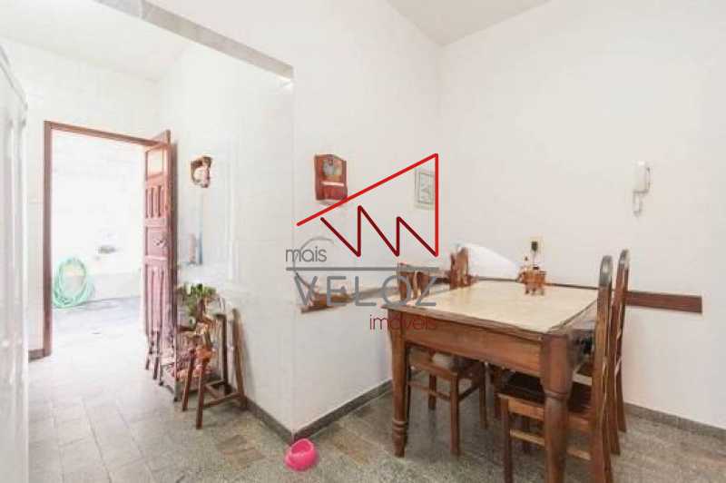 Casa à venda com 5 quartos, 227m² - Foto 17