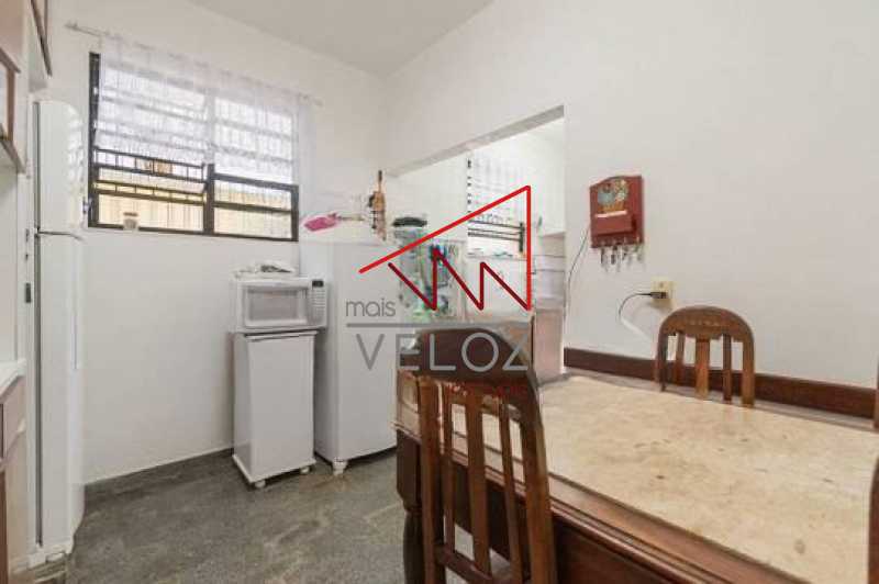 Casa à venda com 5 quartos, 227m² - Foto 18