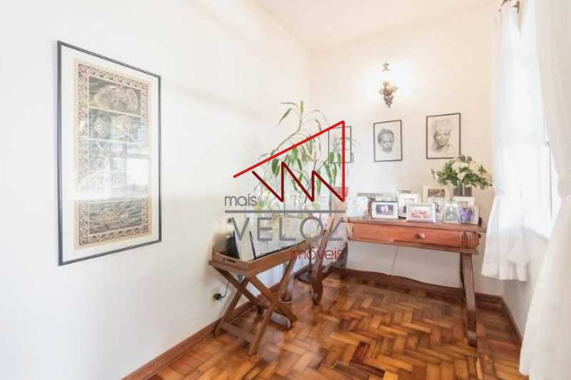 Casa à venda com 5 quartos, 227m² - Foto 7